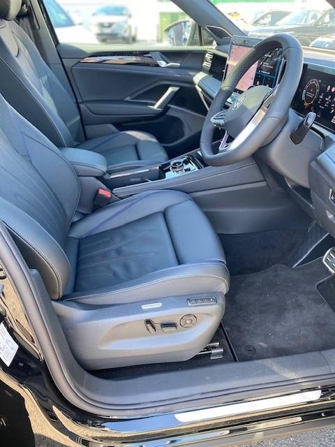 2025 Volkswagen Tiguan 195TSI R-Line