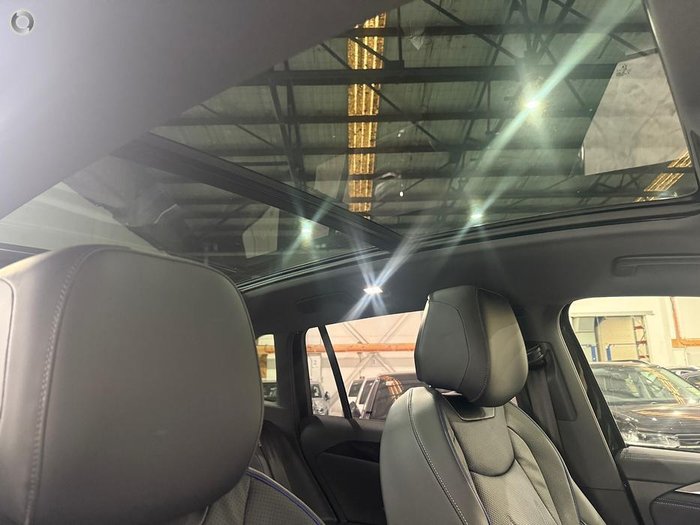 2025 Volkswagen Tiguan 195TSI R-Line