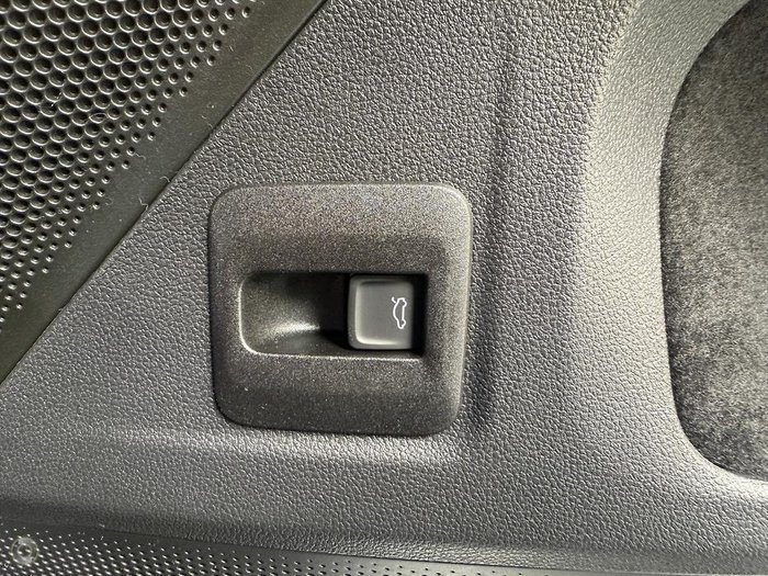 2025 Volkswagen Tiguan 150TSI R-Line