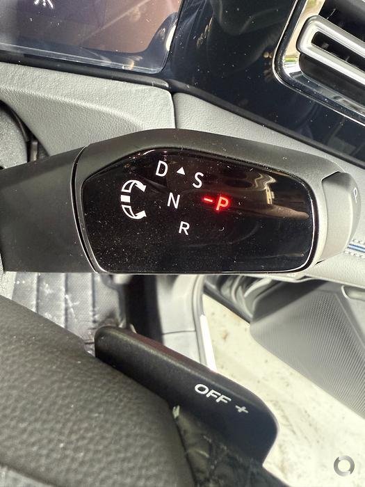 2025 Volkswagen Tiguan 150TSI R-Line