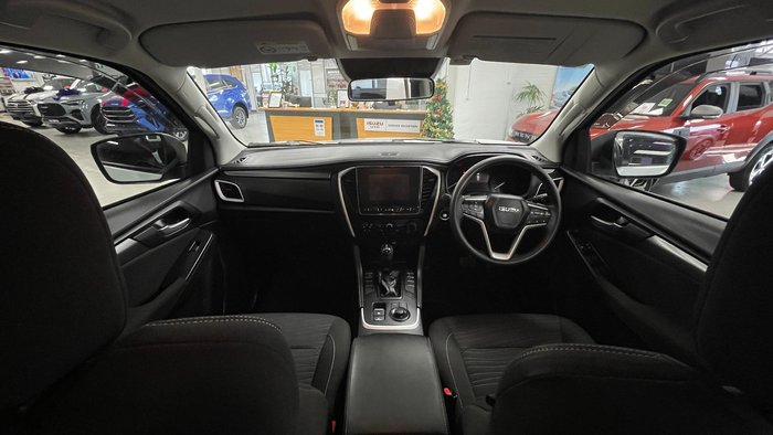 2021 Isuzu MU-X LS-M