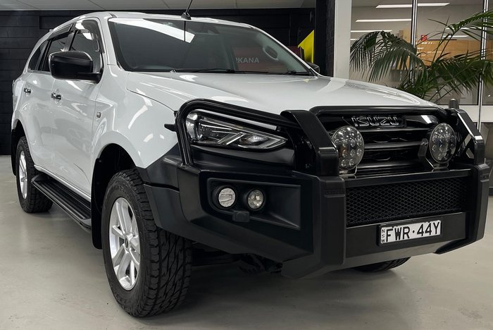 2021 Isuzu MU-X LS-M