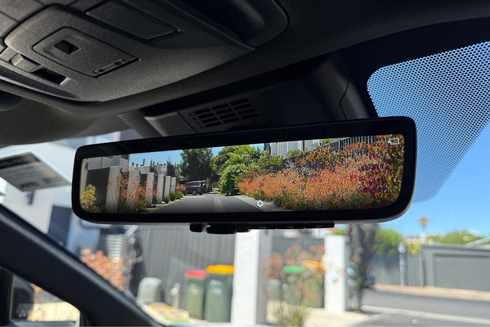 2025 Subaru Solterra AWD Touring