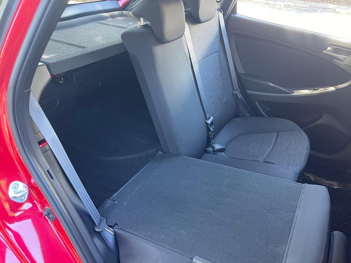 2016 Hyundai Accent Active