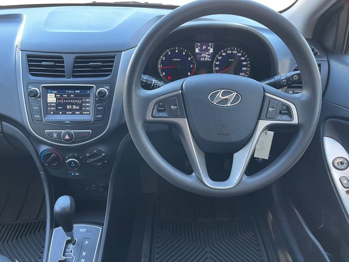 2016 Hyundai Accent Active