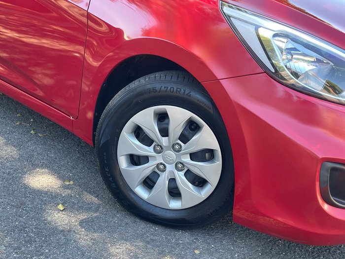 2016 Hyundai Accent Active