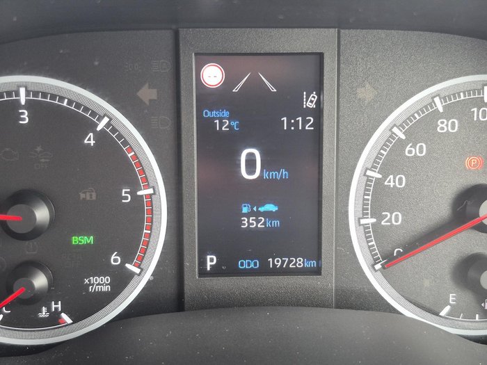 2022 Toyota Hiace Commuter GDH322R French Vanilla