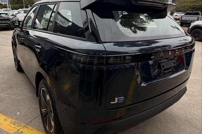 2025 Jaecoo J5 EV Summit