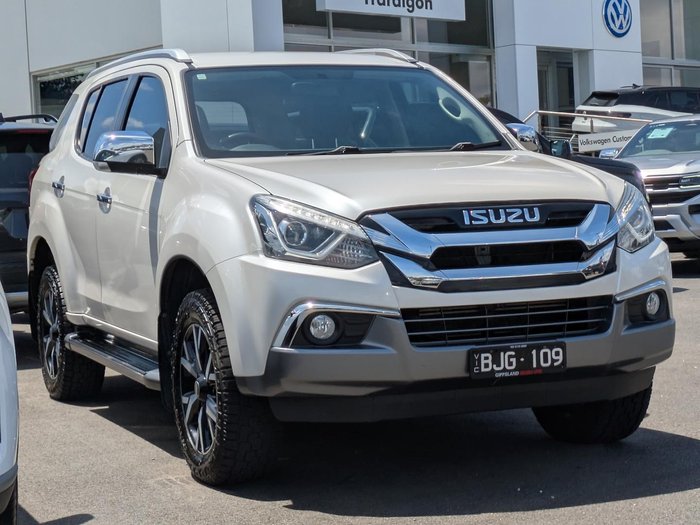 2020 Isuzu MU-X LS-T