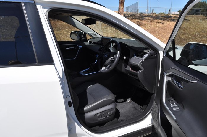 2020 Toyota RAV4 Cruiser