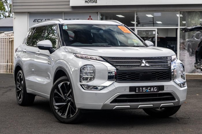 2024 Mitsubishi Outlander PHEV Exceed