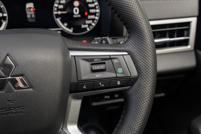 2024 Mitsubishi Outlander PHEV Exceed