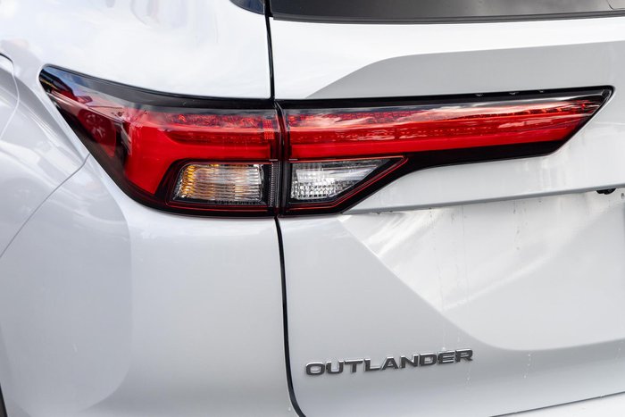 2024 Mitsubishi Outlander PHEV Exceed