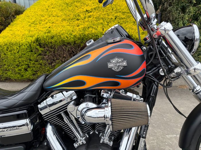 2014 HARLEY-DAVIDSON FXDWG WIDE GLIDE Black