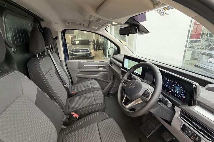 2025 Volkswagen Transporter TDI390