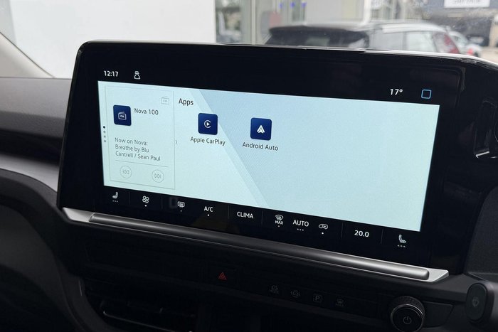 2025 Volkswagen Transporter TDI390