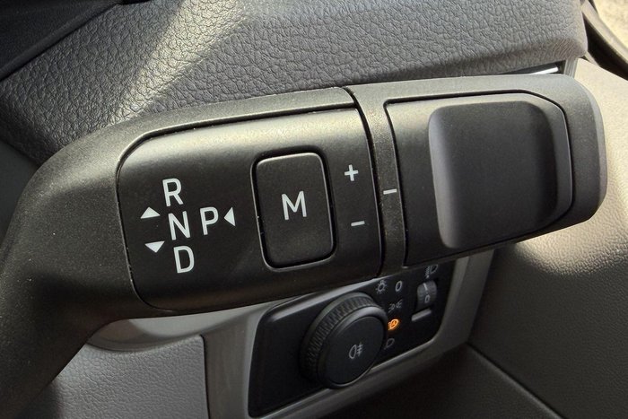 2025 Volkswagen Transporter TDI 125kW