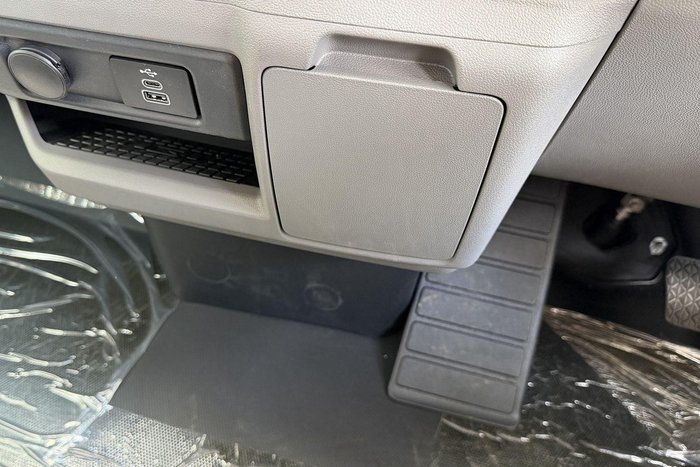 2025 Volkswagen Transporter TDI 125kW