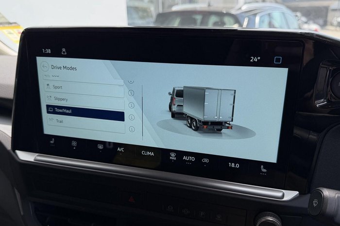 2025 Volkswagen Transporter TDI390