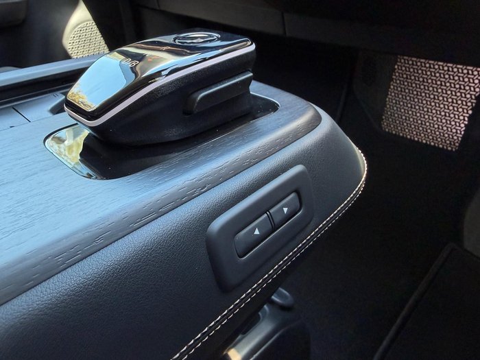 2025 Nissan Ariya Advance+