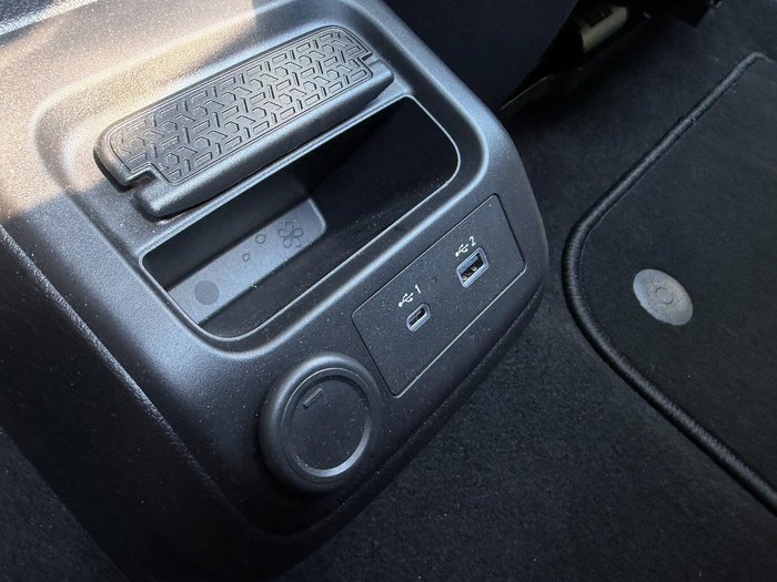 2025 Nissan Ariya Advance+