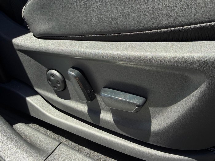 2025 Nissan Ariya Advance+