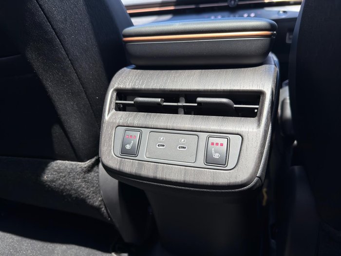 2025 Nissan Ariya Advance+