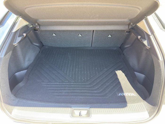 2025 Nissan Ariya Advance+