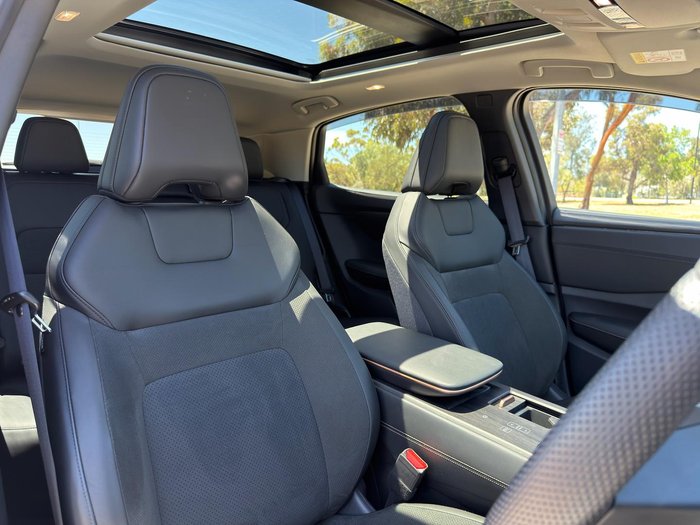 2025 Nissan Ariya Advance+