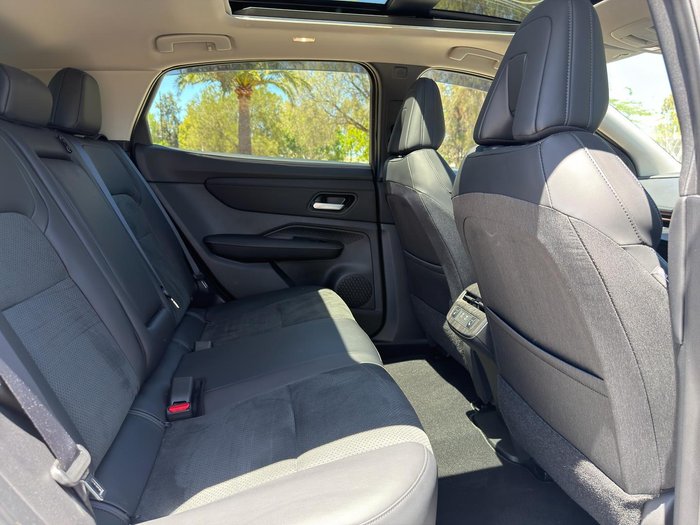 2025 Nissan Ariya Advance+