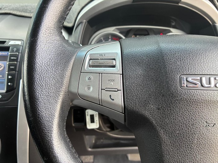 2016 Isuzu MU-X LS-U