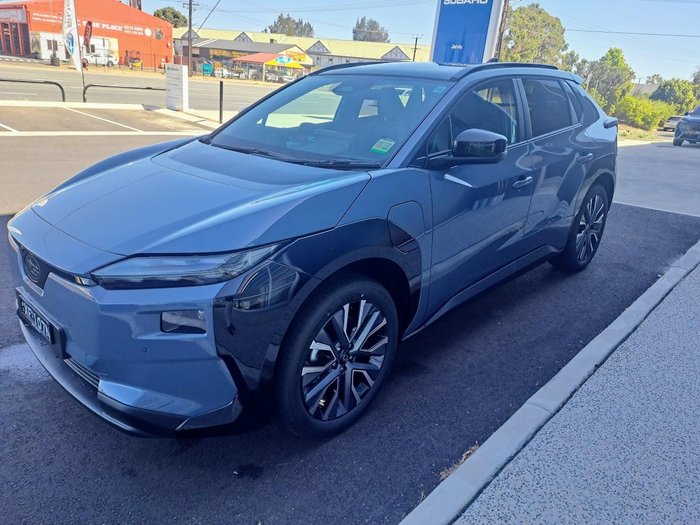 2025 Subaru Solterra AWD Touring