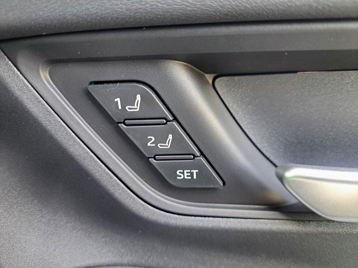 2025 Subaru Solterra AWD Touring