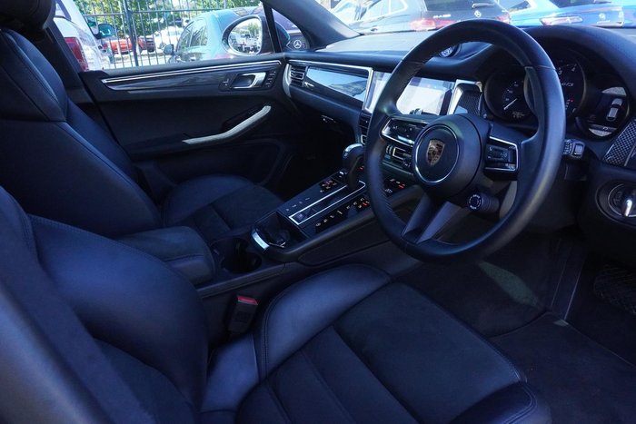 2022 Porsche Macan GTS