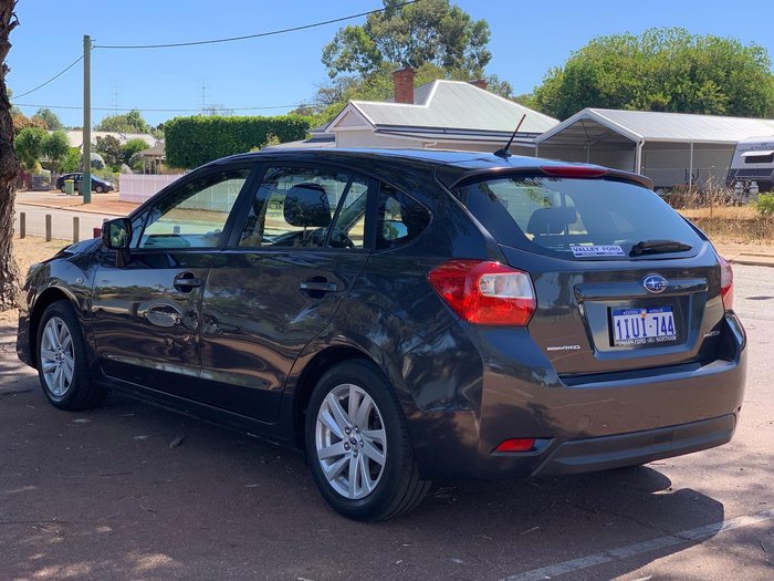 2015 Subaru Impreza 2.0i