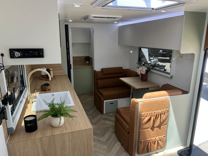 2025 Olympic Pursuit 20'6