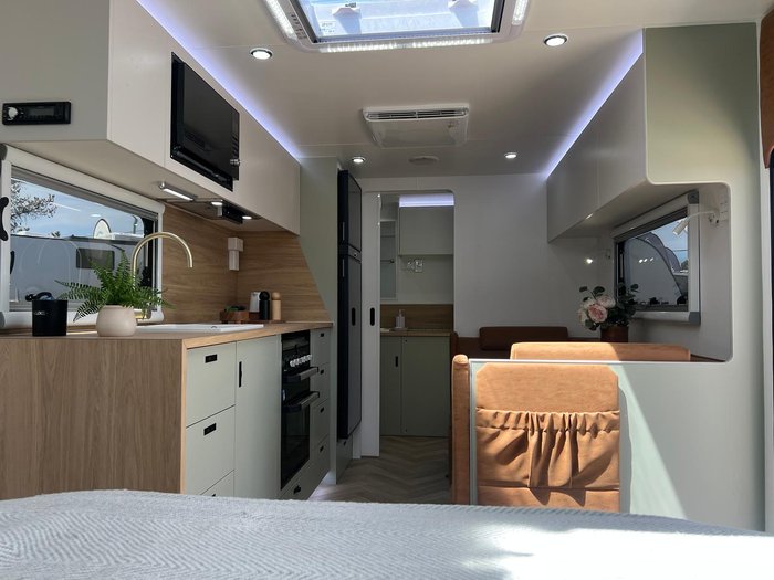 2025 Olympic Pursuit 20'6