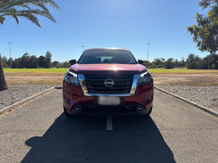 2024 Nissan Pathfinder Ti