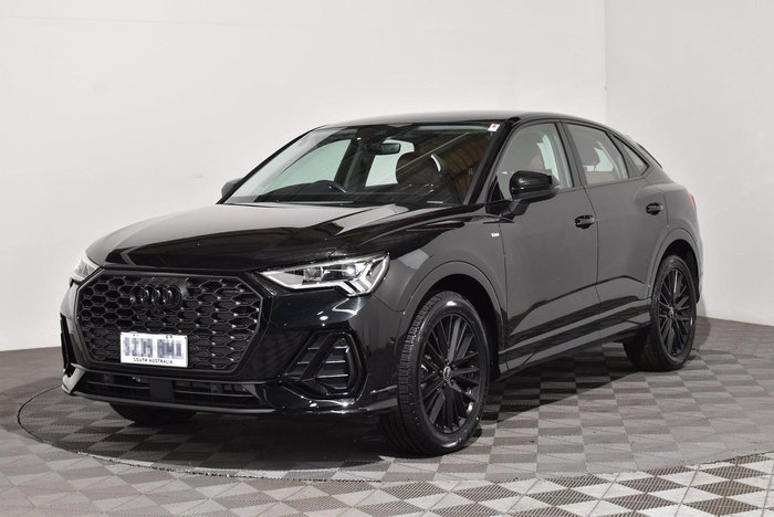2023 Audi Q3 35 TFSI S line