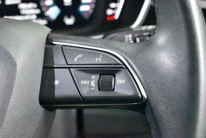 2023 Audi Q3 35 TFSI S line