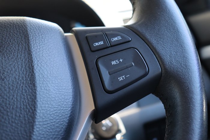 2015 Suzuki Swift GL Navigator