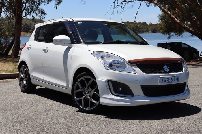 2015 Suzuki Swift GL Navigator