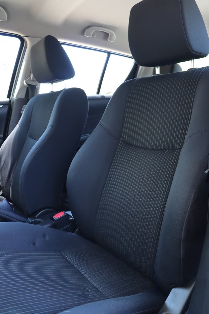 2015 Suzuki Swift GL Navigator