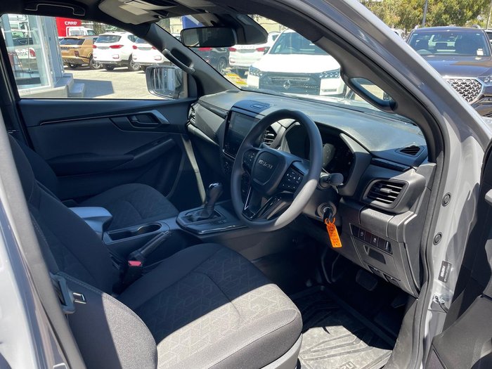 2025 Isuzu D-MAX X-RIDER