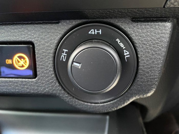 2025 Isuzu D-MAX X-RIDER