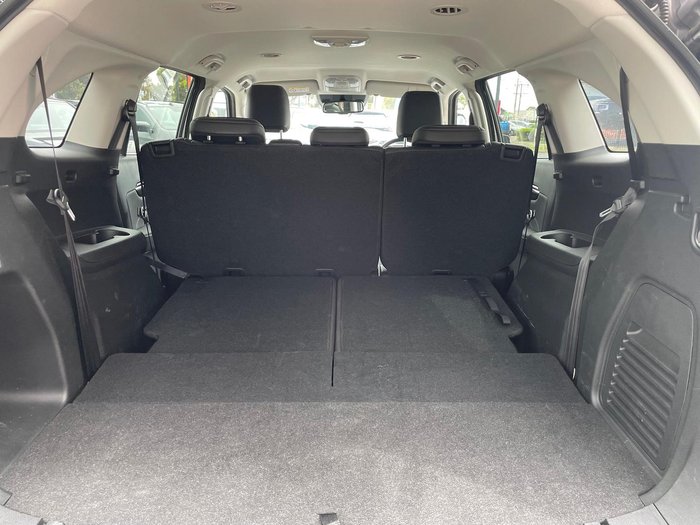 2024 Isuzu MU-X LS-T