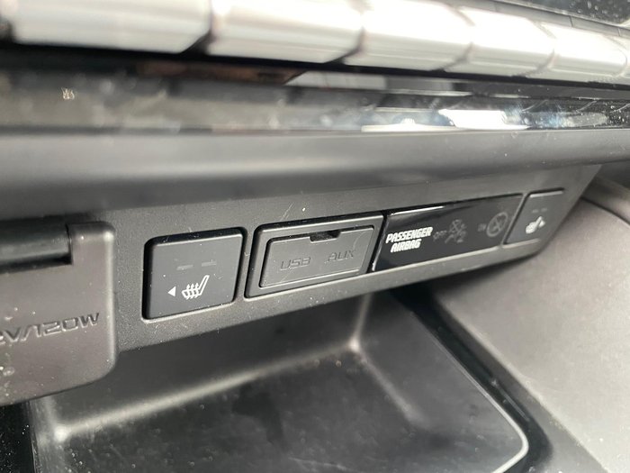 2024 Isuzu MU-X LS-T