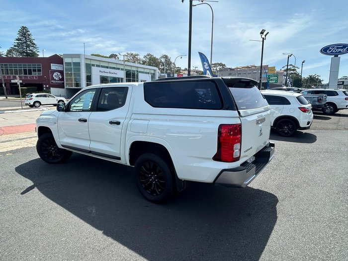 2025 Mitsubishi Triton GLX-R