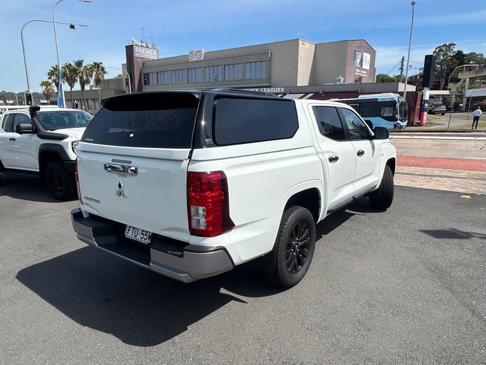 2025 Mitsubishi Triton GLX-R