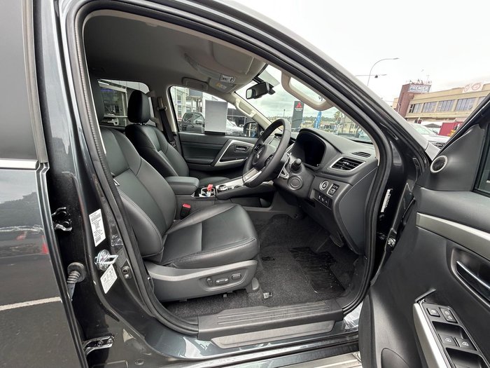 2024 Mitsubishi Pajero Sport Exceed